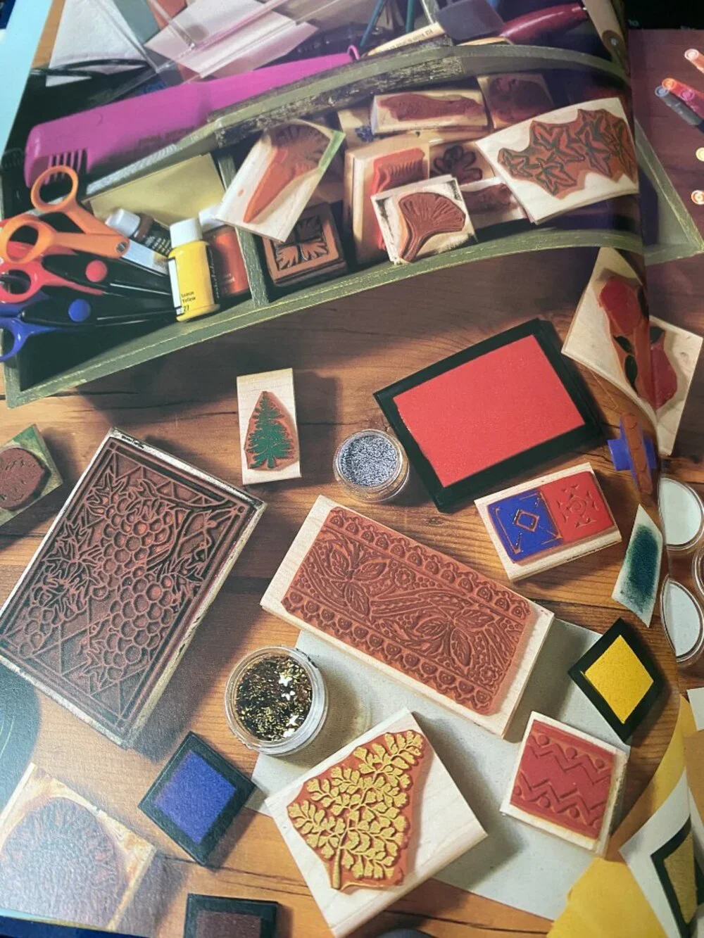 GUIDE TO RUBBER STAMPING GENTLY USED 165 PAGES HARDCOVER BOOK EVERYTHING NEEDED